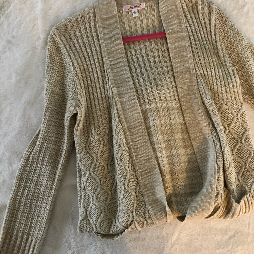 Sweater - Picture 4 of 6